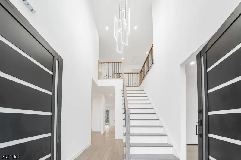85 Pine Brook Rd Montville, NJ 07082