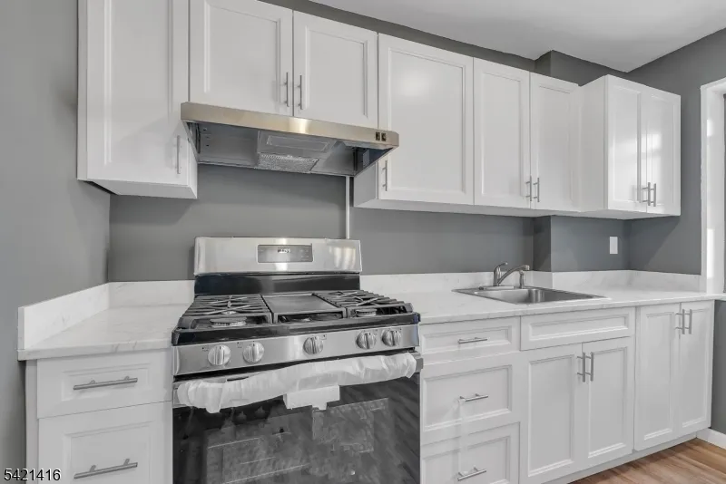 208 Anderson St Hackensack City, NJ 07601