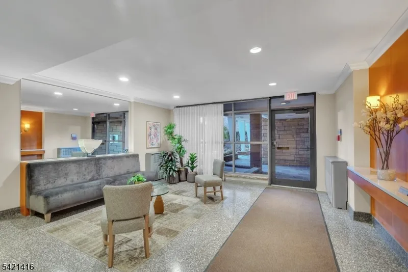 208 Anderson St Hackensack City, NJ 07601