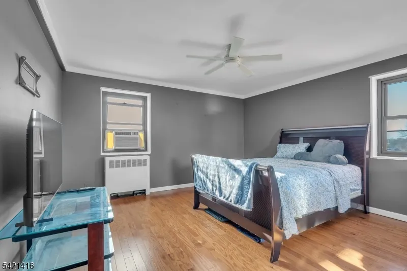 208 Anderson St Hackensack City, NJ 07601