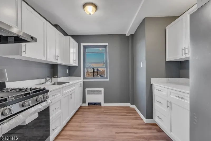 208 Anderson St Hackensack City, NJ 07601