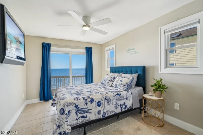 27 S Beach Ave Middle, NJ 08210