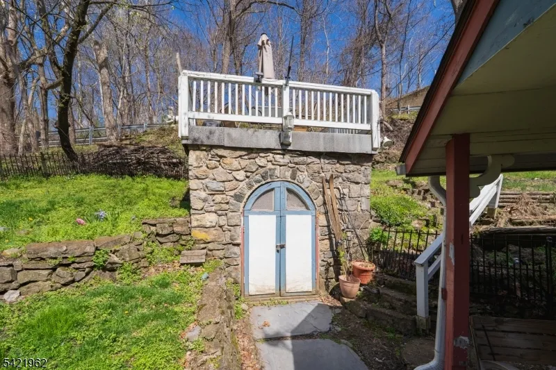1053 S Main St Phillipsburg Town, NJ 08865