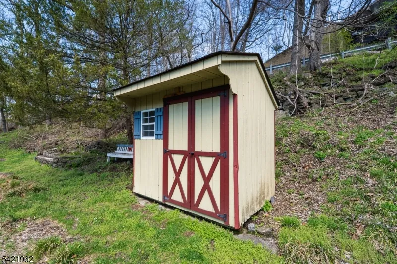 1053 S Main St Phillipsburg Town, NJ 08865