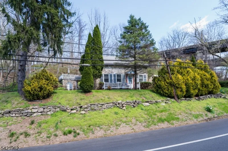 1053 S Main St Phillipsburg Town, NJ 08865