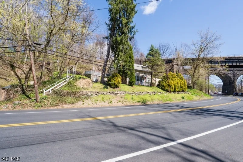 1053 S Main St Phillipsburg Town, NJ 08865