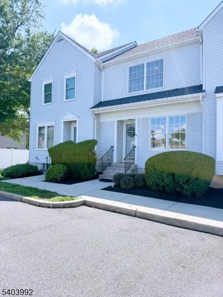 86 Wilton Ave