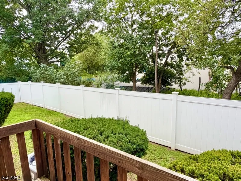 86 Wilton Ave Middlesex, NJ 08846