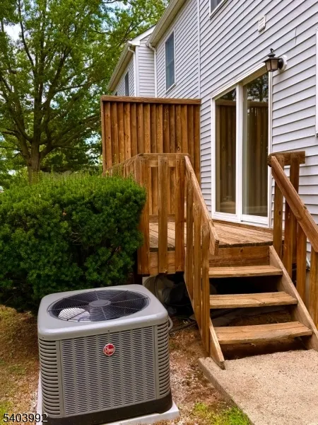 86 Wilton Ave Middlesex, NJ 08846