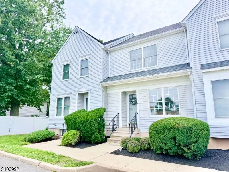 86 Wilton Ave Middlesex, NJ 08846