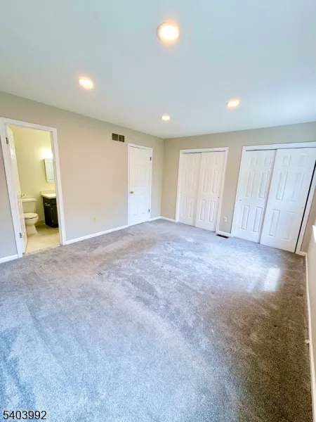 86 Wilton Ave Middlesex, NJ 08846