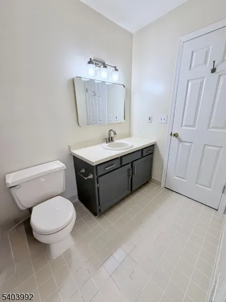 86 Wilton Ave Middlesex, NJ 08846