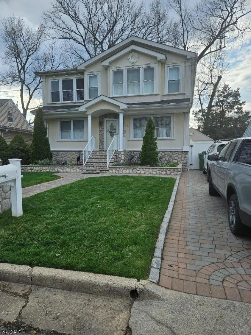 13 W   5Th Ave Linden City, NJ 07036