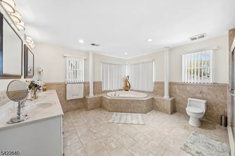 13 W   5Th Ave Linden City, NJ 07036