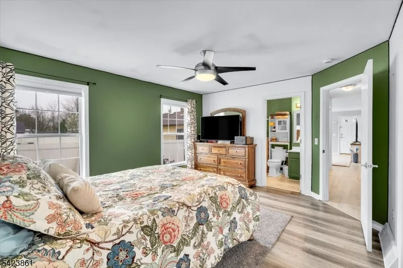 111 N Laurel St Buena, NJ 08326