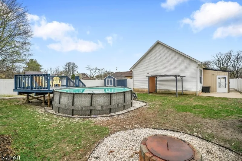 111 N Laurel St Buena, NJ 08326