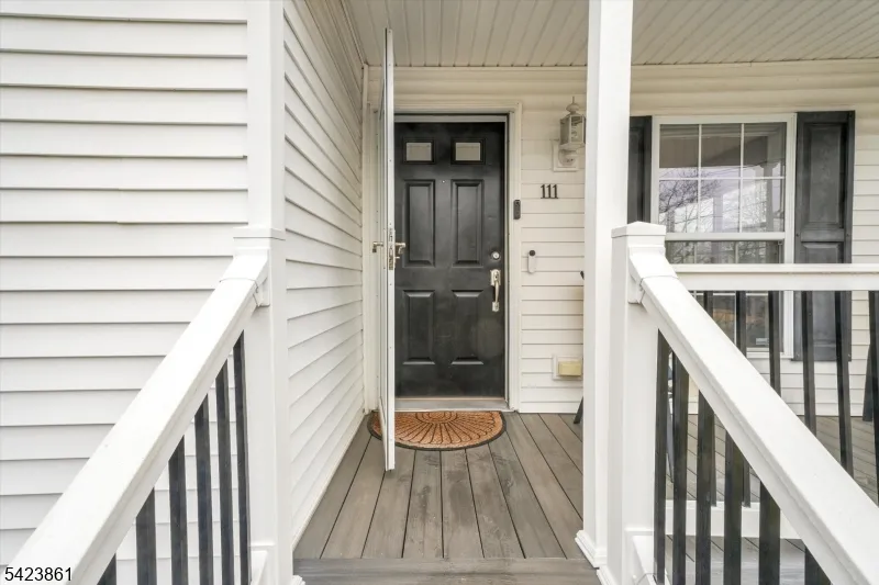 111 N Laurel St Buena, NJ 08326