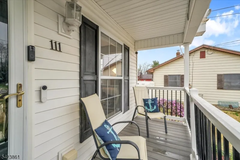 111 N Laurel St Buena, NJ 08326
