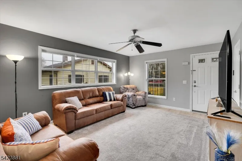 111 N Laurel St Buena, NJ 08326