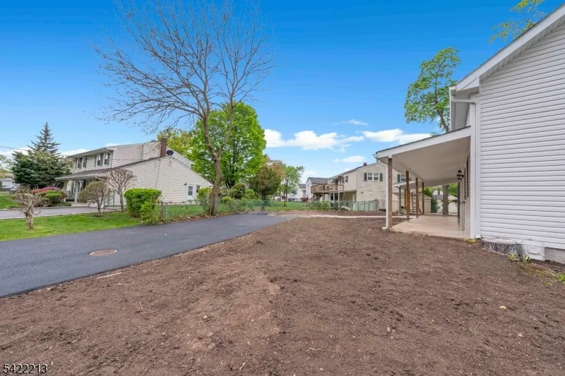 77 Greenbrook Rd Middlesex, NJ 08846