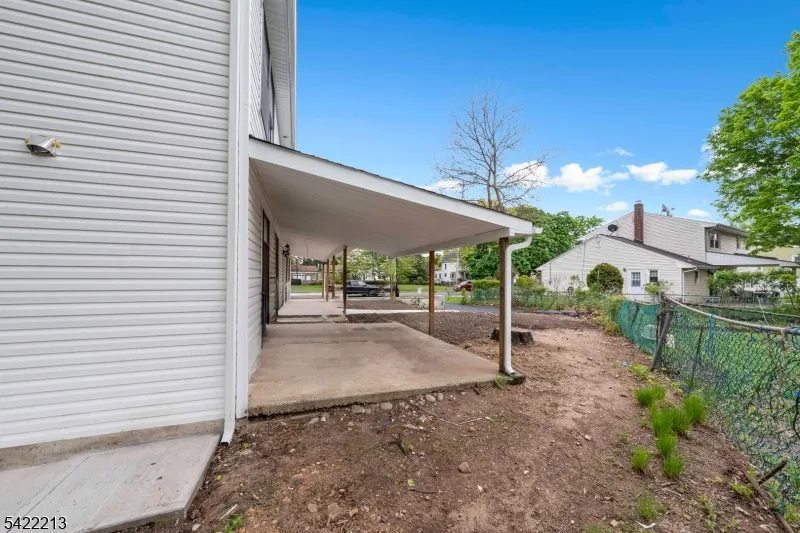 77 Greenbrook Rd Middlesex, NJ 08846