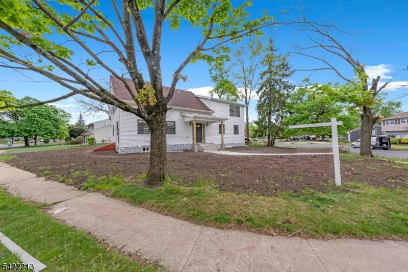 77 Greenbrook Rd Middlesex, NJ 08846