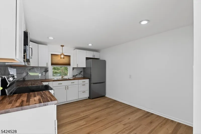39 Fern Rd Bridgeton City, NJ 08302
