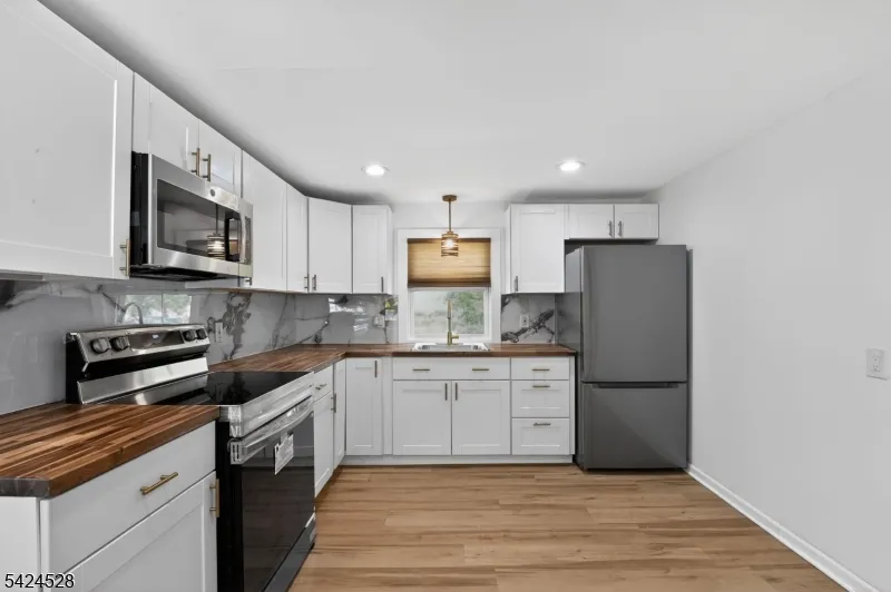 39 Fern Rd Bridgeton City, NJ 08302