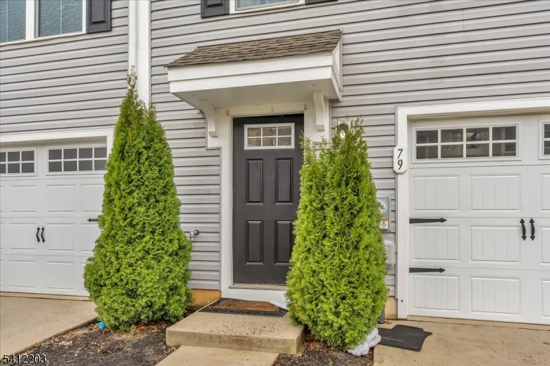 79 Burr St Monroe, NJ 08094