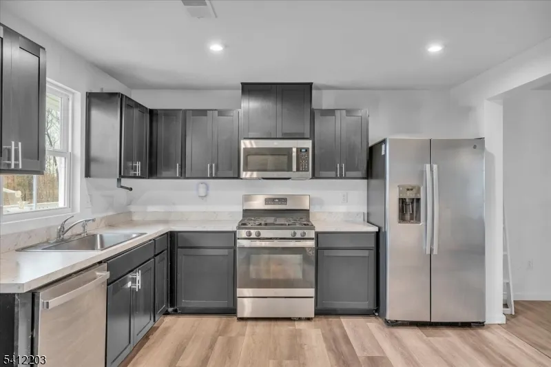 79 Burr St Monroe, NJ 08094