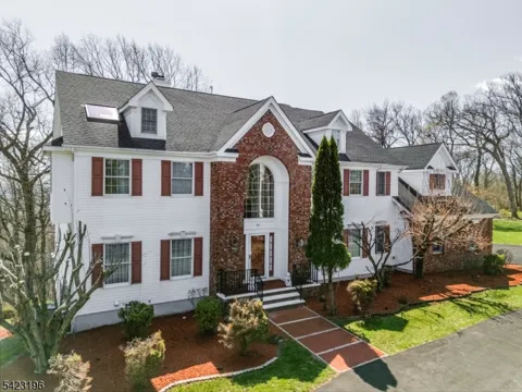 47 Scheurman Terrace