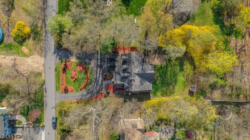 21 Hewlett Rd Montville, NJ 07082