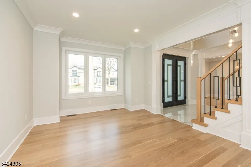 722 Erie Rd Paramus, NJ 07652