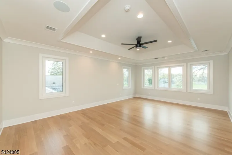 722 Erie Rd Paramus, NJ 07652