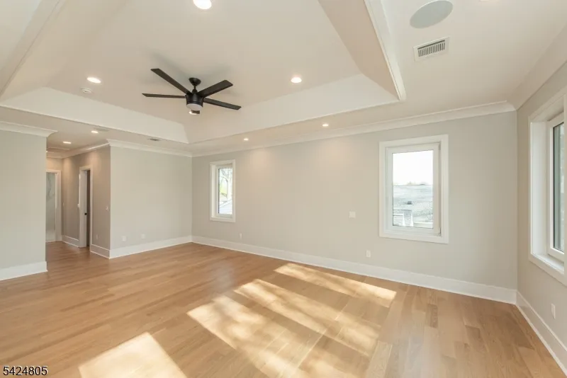 722 Erie Rd Paramus, NJ 07652