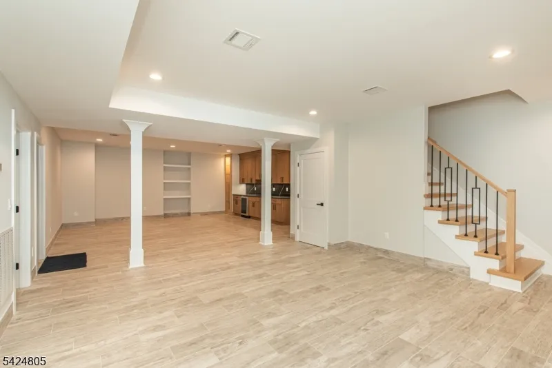 722 Erie Rd Paramus, NJ 07652