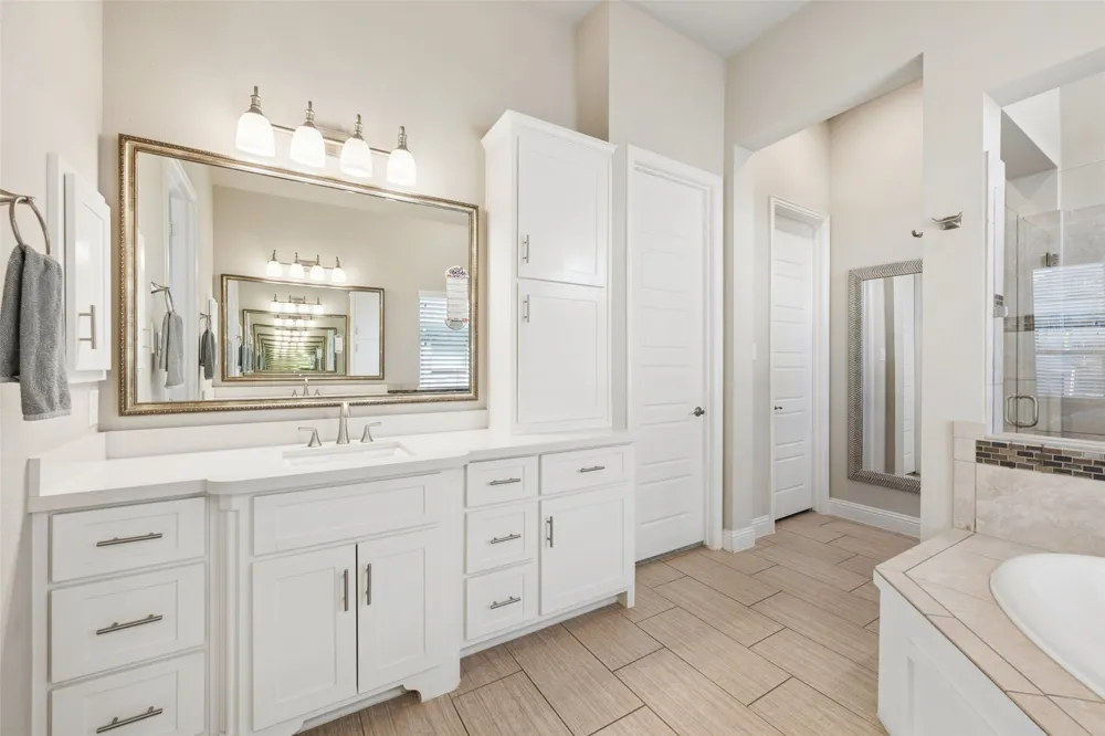 1116 Broadmoor Way Roanoke, TX 76262