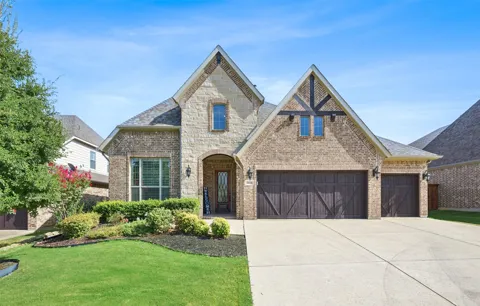 1116 Broadmoor Way