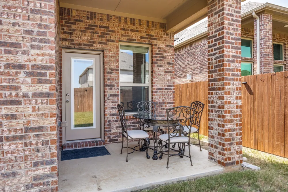 3816 Blacksmith Road Aubrey, TX 76227