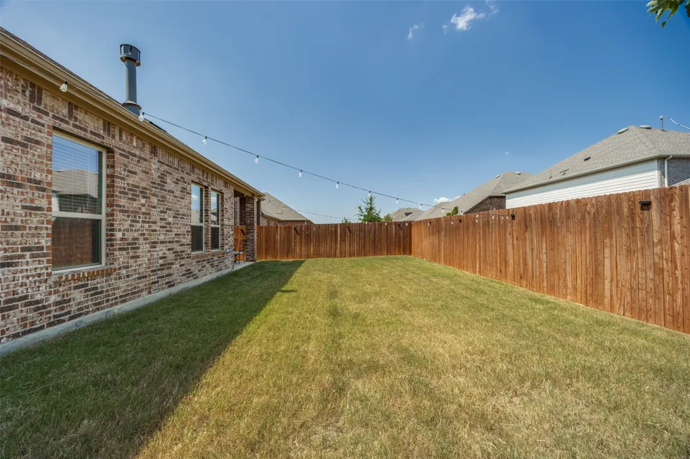 3816 Blacksmith Road Aubrey, TX 76227