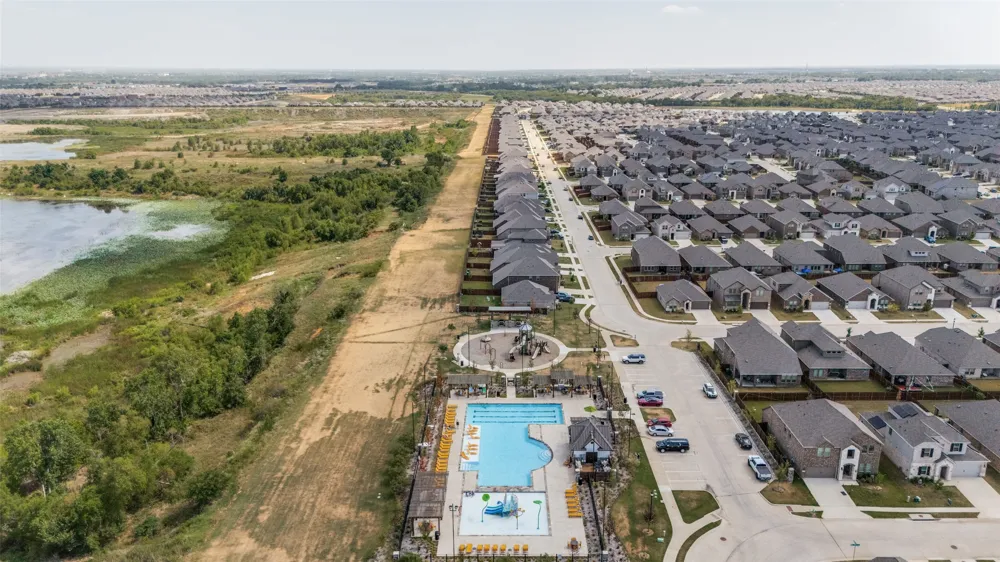 3816 Blacksmith Road Aubrey, TX 76227