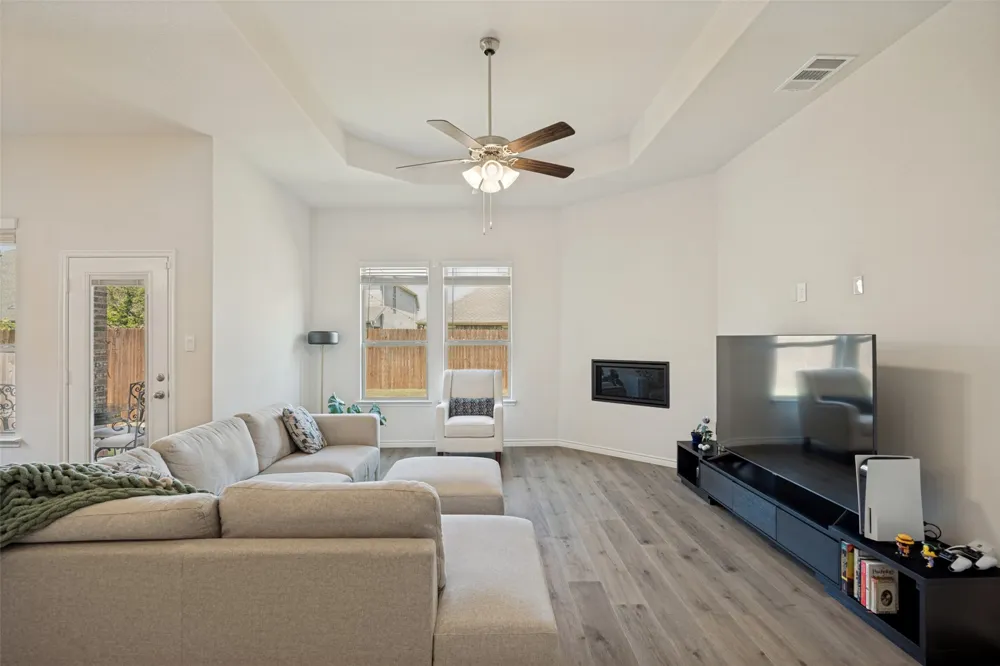 3816 Blacksmith Road Aubrey, TX 76227