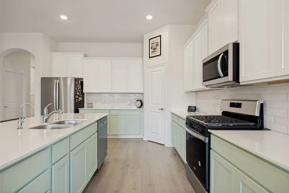 3816 Blacksmith Road Aubrey, TX 76227