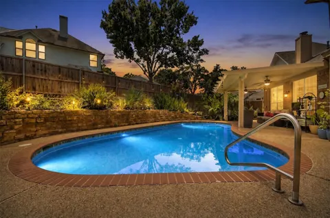 1086 Woodbriar Drive