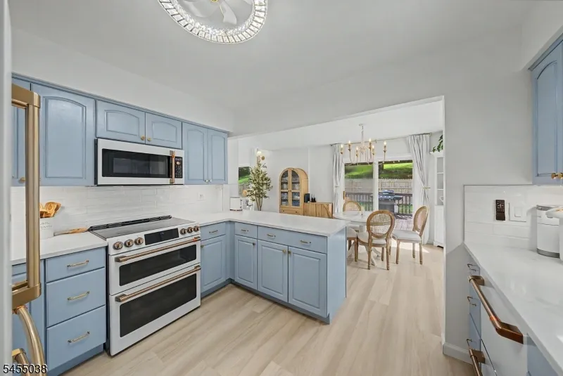 105 Nightingale Rd Hope, NJ 07825