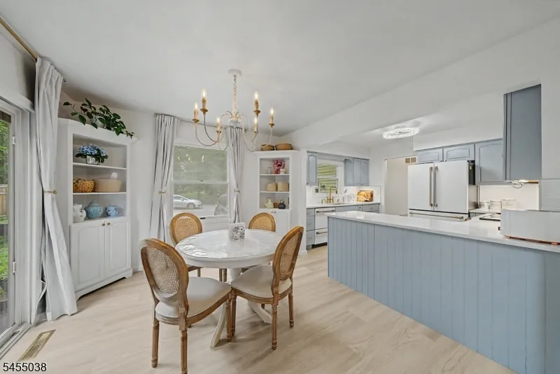 105 Nightingale Rd Hope, NJ 07825