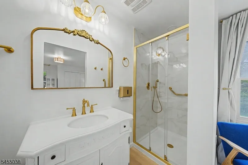 105 Nightingale Rd Hope, NJ 07825