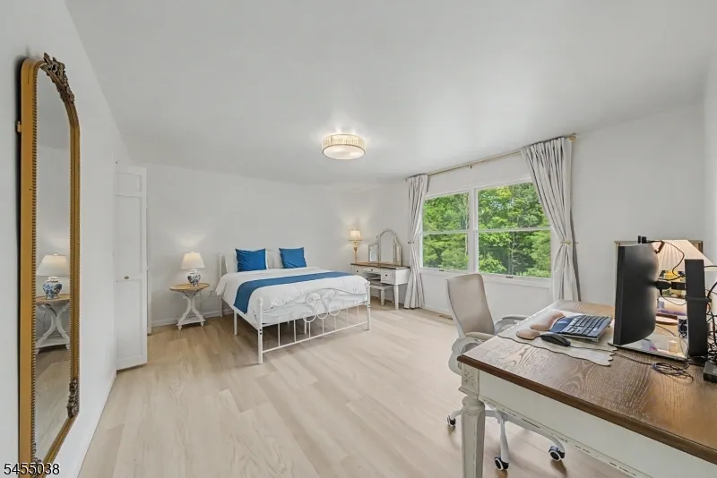 105 Nightingale Rd Hope, NJ 07825