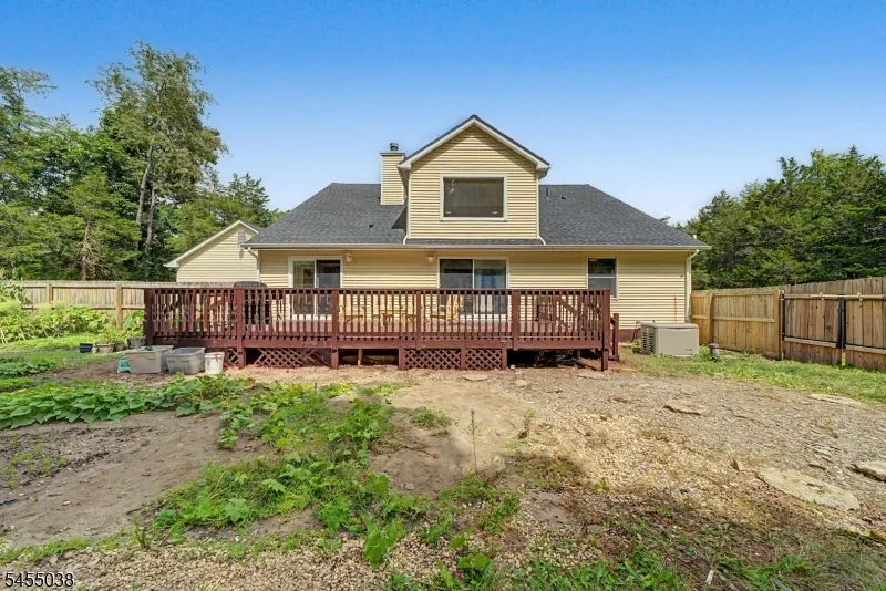 105 Nightingale Rd Hope, NJ 07825