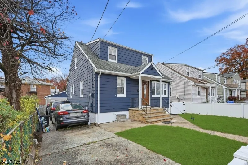 721 E Curtis St Linden City, NJ 07036